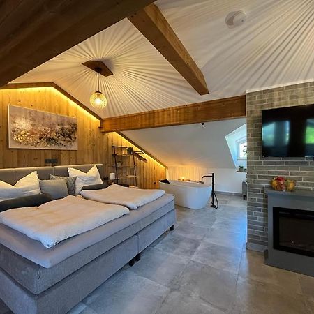 Bauernhof-Loft Edtgut Daire Guggenthal Dış mekan fotoğraf